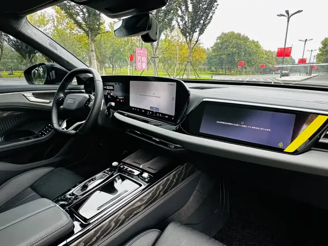 Audi A6L — Фото автомобиля 13