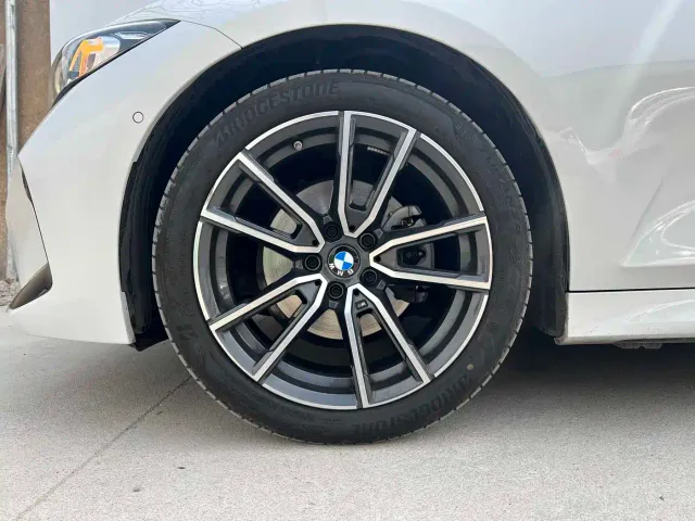 BMW 3 Series — Фото автомобиля 13