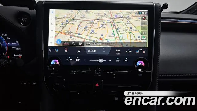 Toyota Alphard — Фото автомобиля 12
