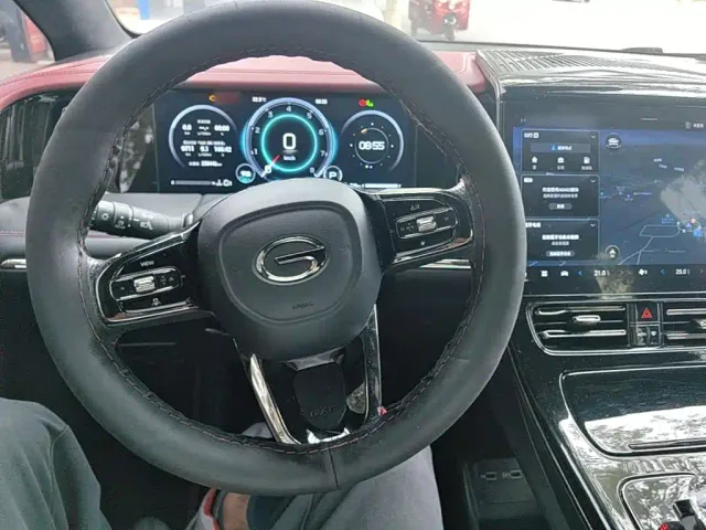 GAC Trumpchi M8 — Фото автомобиля 10