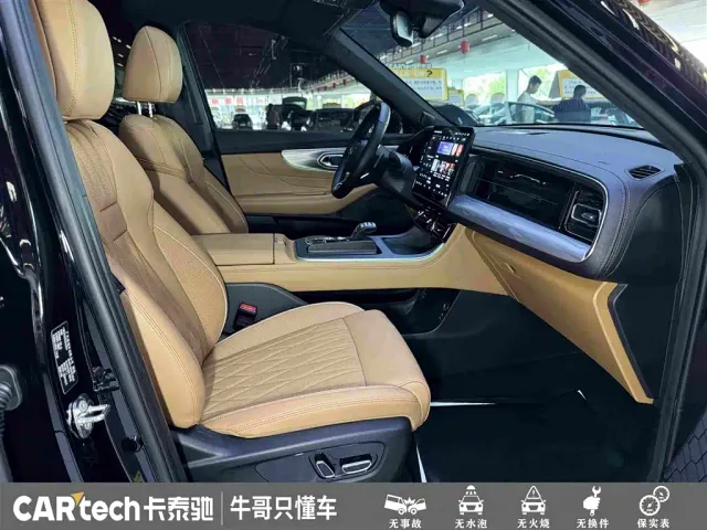 GAC Trumpchi GS8 — Фото автомобиля 27