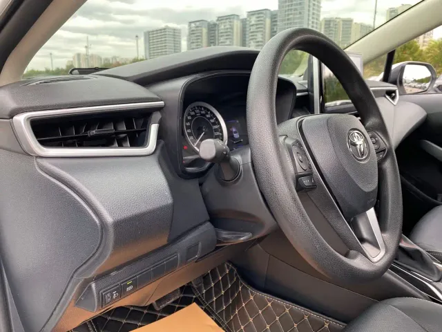 Toyota Corolla — Фото автомобиля 16