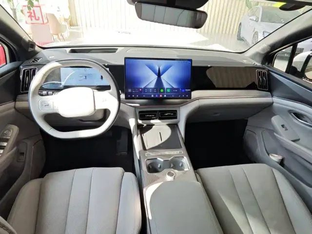 BYD Song Ultra — Фото автомобиля 13