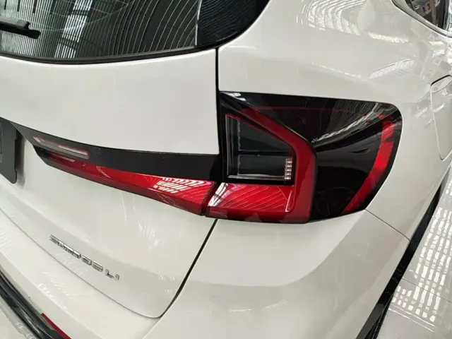 BMW X1 — Фото автомобиля 7