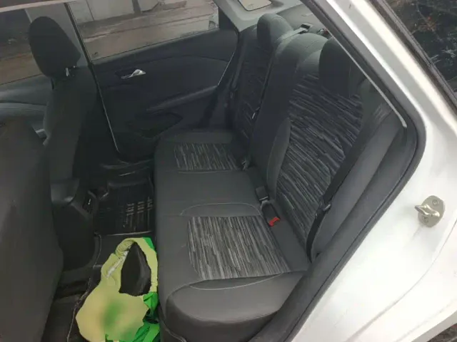 Chevrolet Monza — Фото автомобиля 16