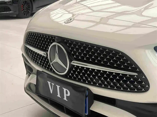 Mercedes-Benz C-Class — Фото автомобиля 10