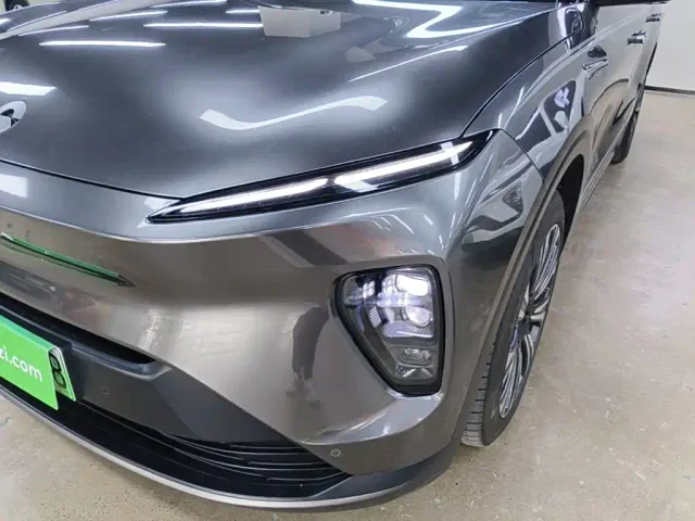 Nio ES8 — Фото автомобиля 23