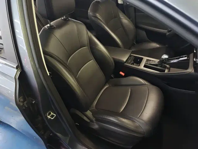 Roewe i5 — Фото автомобиля 24