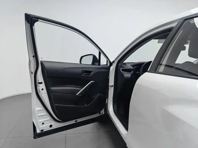 Toyota Corolla Cross — Фото автомобиля 8