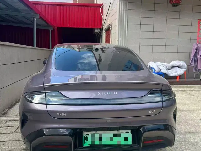Xiaomi SU7 — Фото автомобиля 4