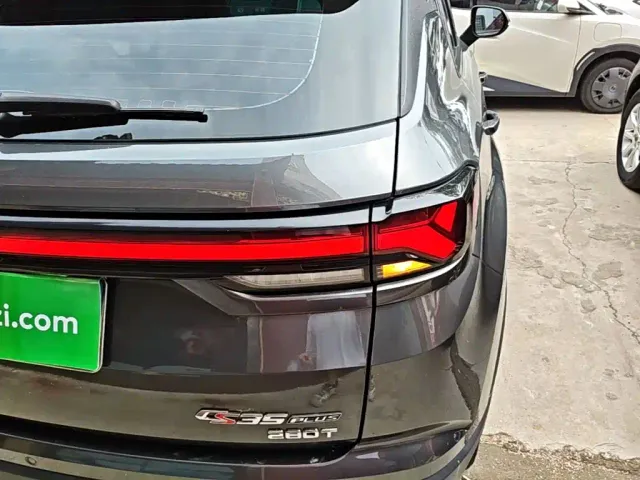 Changan CS35 Plus — Фото автомобиля 7