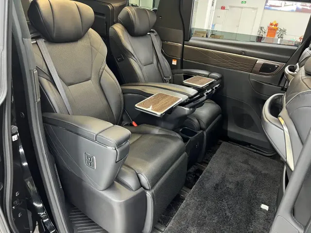Toyota Vellfire — Фото автомобиля 14