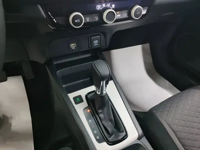 Honda Fit — Фото автомобиля 13
