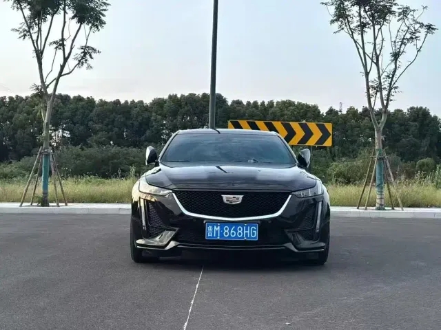 Cadillac CT5 — Фото автомобиля 6