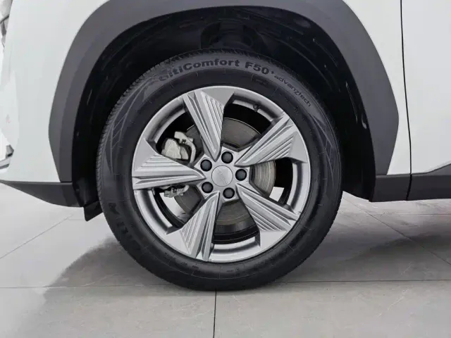 Geely Boyue L — Фото автомобиля 17