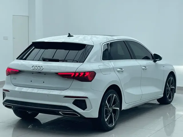Audi A3 — Фото автомобиля 5