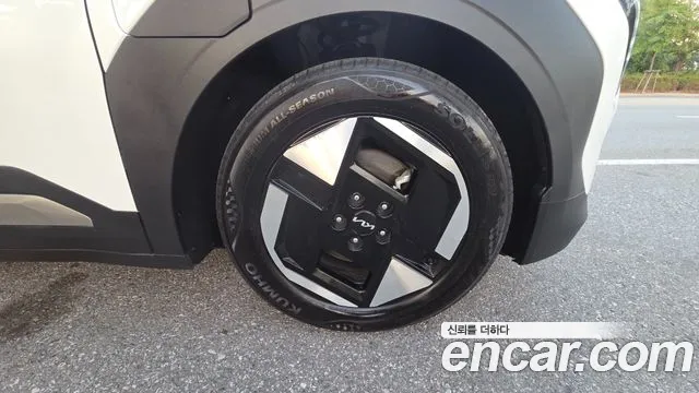 Kia EV3 — Фото автомобиля 5
