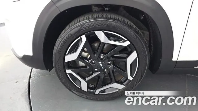 Kia Seltos — Фото автомобиля 5