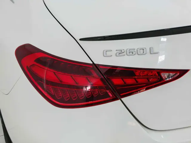 Mercedes-Benz C-Class — Фото автомобиля 13