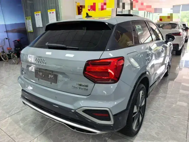 Audi Q2L — Фото автомобиля 6