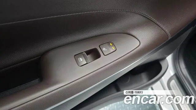 Hyundai Grandeur (New) Hybrid — Фото автомобиля 18
