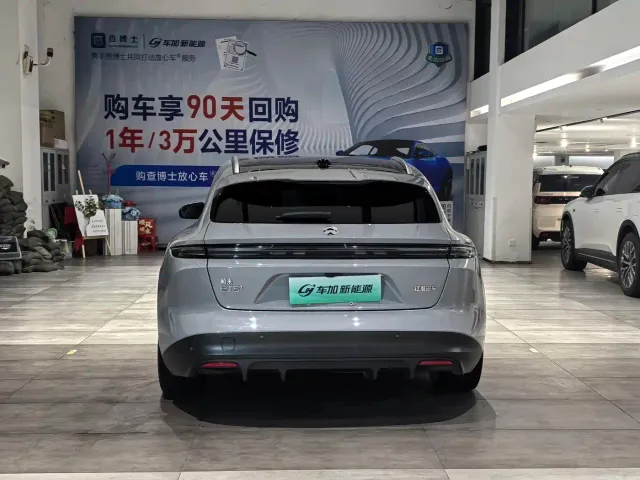 Nio ET5 Touring — Фото автомобиля 8