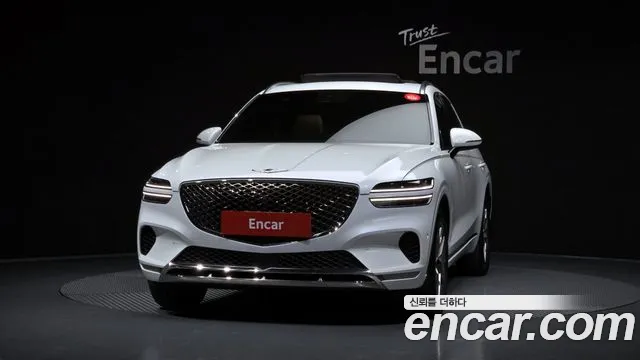 Genesis GV70 — Фото автомобиля 3