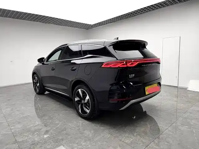 BYD Tang — Фото автомобиля 5