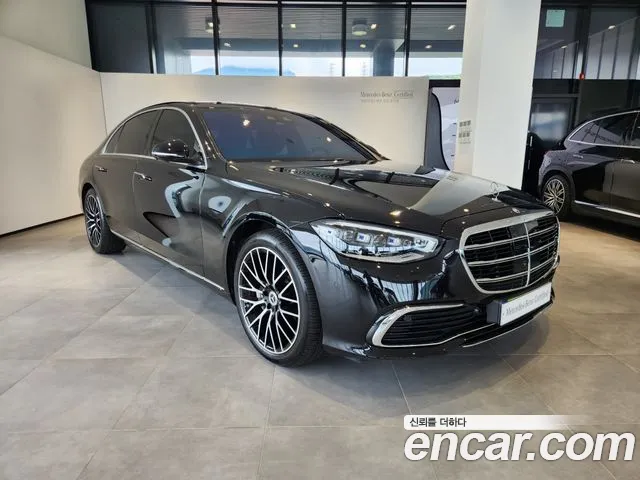 Mercedes-Benz S-Class — Фото автомобиля 2