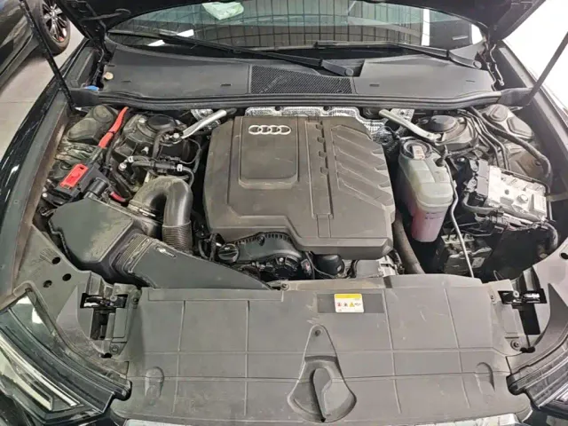 Audi A6L — Фото автомобиля 19