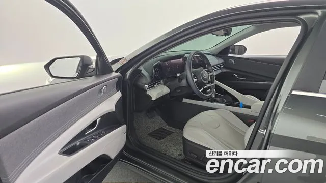 Hyundai Avante — Фото автомобиля 10