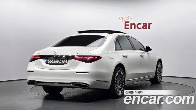 Mercedes-Benz S-Class — Фото автомобиля 2