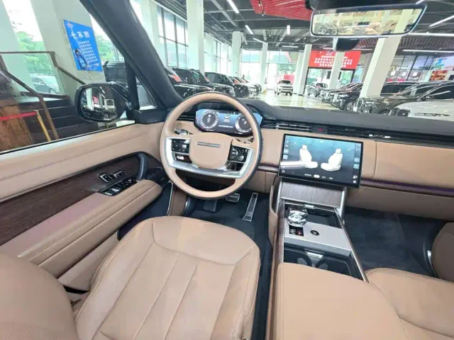 Land Rover Range Rover — Фото автомобиля 17