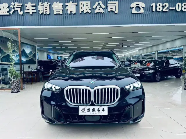 BMW X5 — Фото автомобиля 2