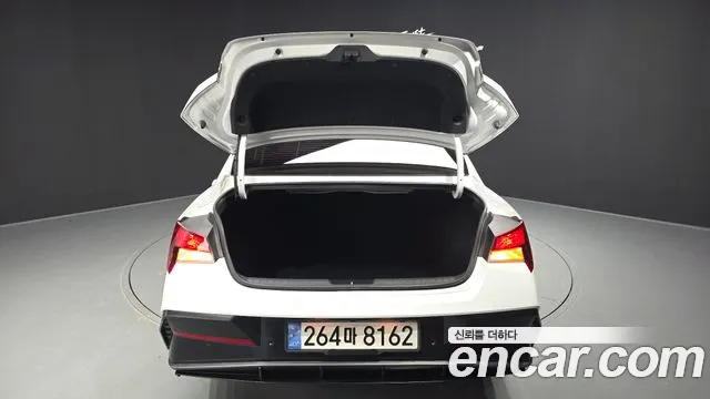 Hyundai Avante CN7 — Фото автомобиля 19