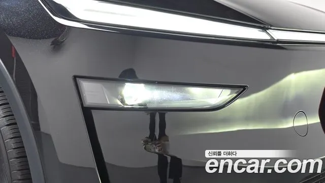 Tesla Model Y — Фото автомобиля 7