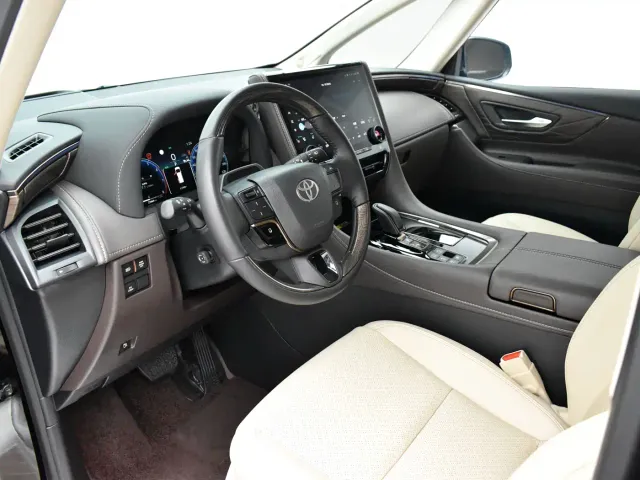 Toyota Alphard — Фото автомобиля 6