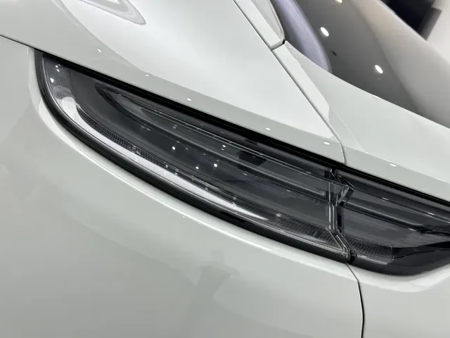 Porsche Panamera — Фото автомобиля 21