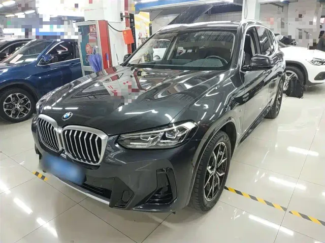 Фотография автомобиля — BMW X3