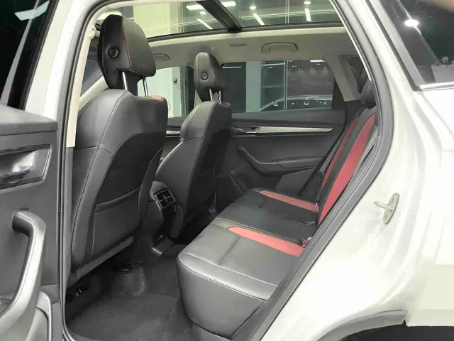 Skoda Karoq — Фото автомобиля 10