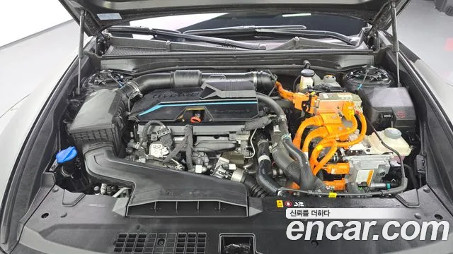 Hyundai Grandeur GN7 — Фото автомобиля 9