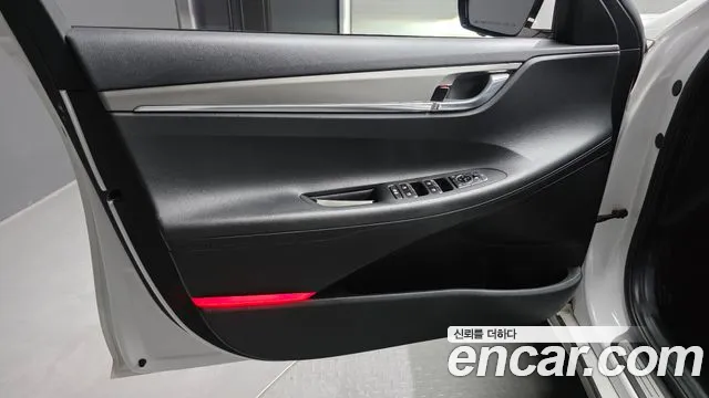 Hyundai Grandeur Новый Grandeur IG — Фото автомобиля 24