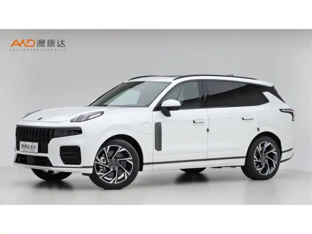 Фотография автомобиля — Lynk & Co 09