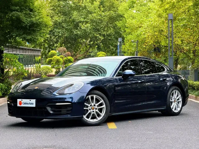 Porsche Panamera — Фото автомобиля 2