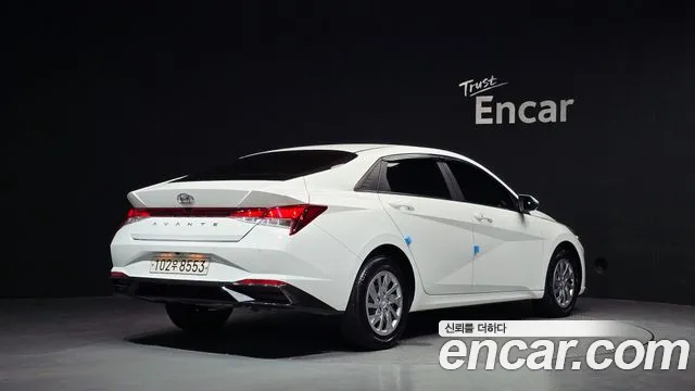 Hyundai Avante CN7 — Фото автомобиля 2