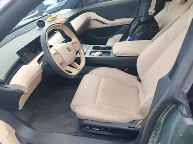 Nio ET5 Touring — Фото автомобиля 14