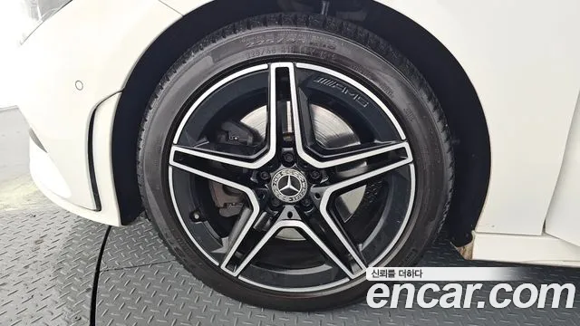 Mercedes-Benz CLA-Class — Фото автомобиля 5