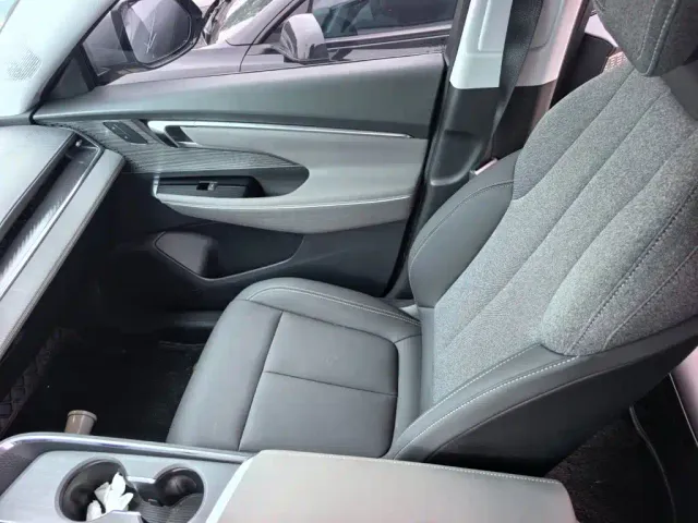 Buick E5 — Фото автомобиля 10