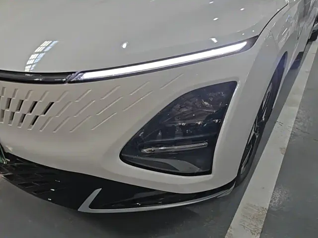 Wuling Starlight — Фото автомобиля 23