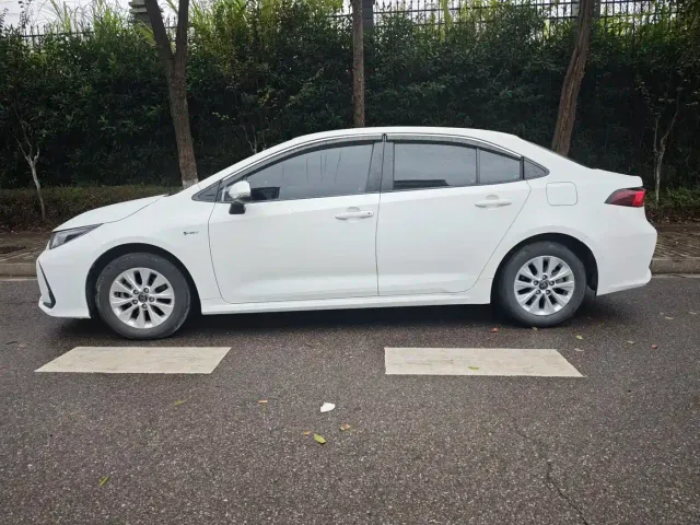 Toyota Corolla — Фото автомобиля 7